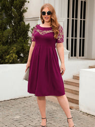 Plus-Sized Ruched Round-Neck Short-Sleeved Dress