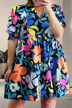 Plus-Sized Printed V-Neck Short-Sleeved Mini Dress