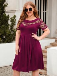 Plus-Sized Ruched Round-Neck Short-Sleeved Dress