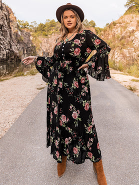 Plus-Sized Floral Flare-Sleeved Dress